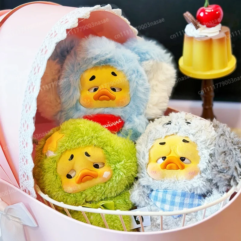 Мини-фигурка Upset Duck Blind Box: Серия Duck Upsetduck, виниловая плюшевая аниме-фигурка, подвеска для сумки, коллекционный подарок для девочек, игрушка
Мини-фигурка Upset Duck Blind Box: Серия Duck Upsetduck, виниловая плюшевая аниме-фигурка, подвеска для сумки, коллекционный подарок для девочек, игрушка