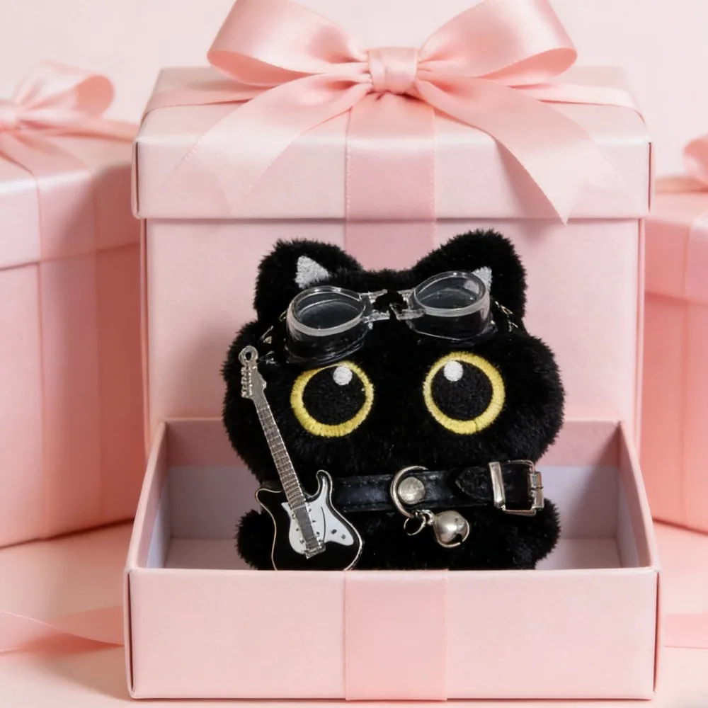 Милый плюшевый брелок-подвеска в виде черной кошки-пилота, креативный плюшевый брелок для телефона и рюкзака в виде маленькой черной кошки
Милый плюшевый брелок-подвеска в виде черной кошки-пилота, креативный плюшевый брелок для телефона и рюкзака в виде маленькой черной кошки