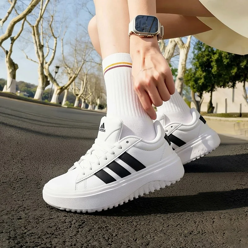 2026 Adidas Women Casual Sneakers IE1092 White Black Lace Up Platform Shoes
2026 Adidas Women Casual Sneakers IE1092 White Black Lace Up Platform Shoes