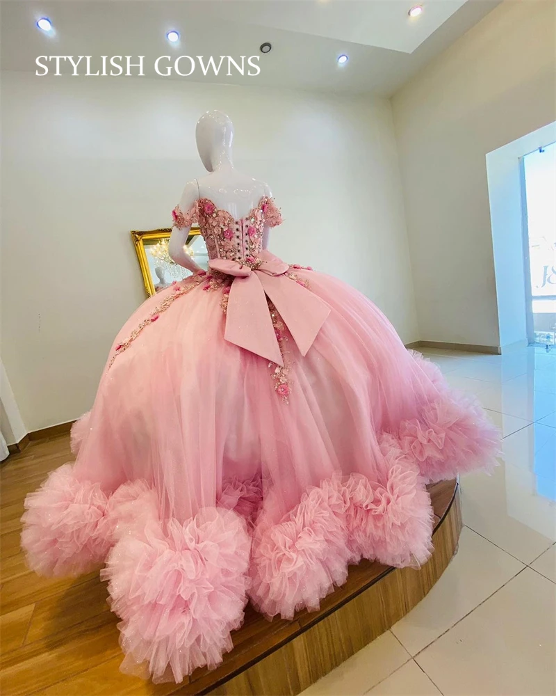 Pink Off Shoulder Ruffle Flower Girl Dress 3D Flower Bead Applique Children Princess Dress Bow Beauty Pageant Gown Customized
Pink Off Shoulder Ruffle Flower Girl Dress 3D Flower Bead Applique Children Princess Dress Bow Beauty Pageant Gown Customized