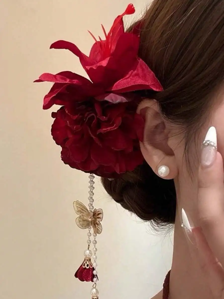 Red Chinese Style Floral Hair Clip With Butterfly Tassel For Women
Red Chinese Style Floral Hair Clip With Butterfly Tassel For Women