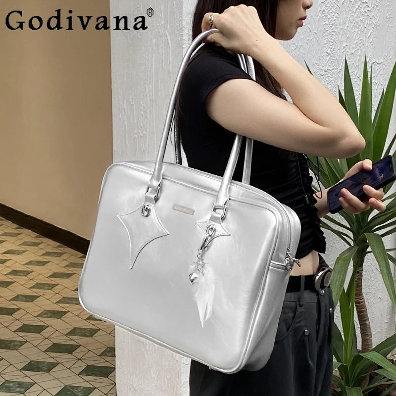 Original Japanese Simple Casual Versatile Laptop Bag Student Commuting Large Capacity Notebook Shoulder Tote Oblique Span Bags
Original Japanese Simple Casual Versatile Laptop Bag Student Commuting Large Capacity Notebook Shoulder Tote Oblique Span Bags