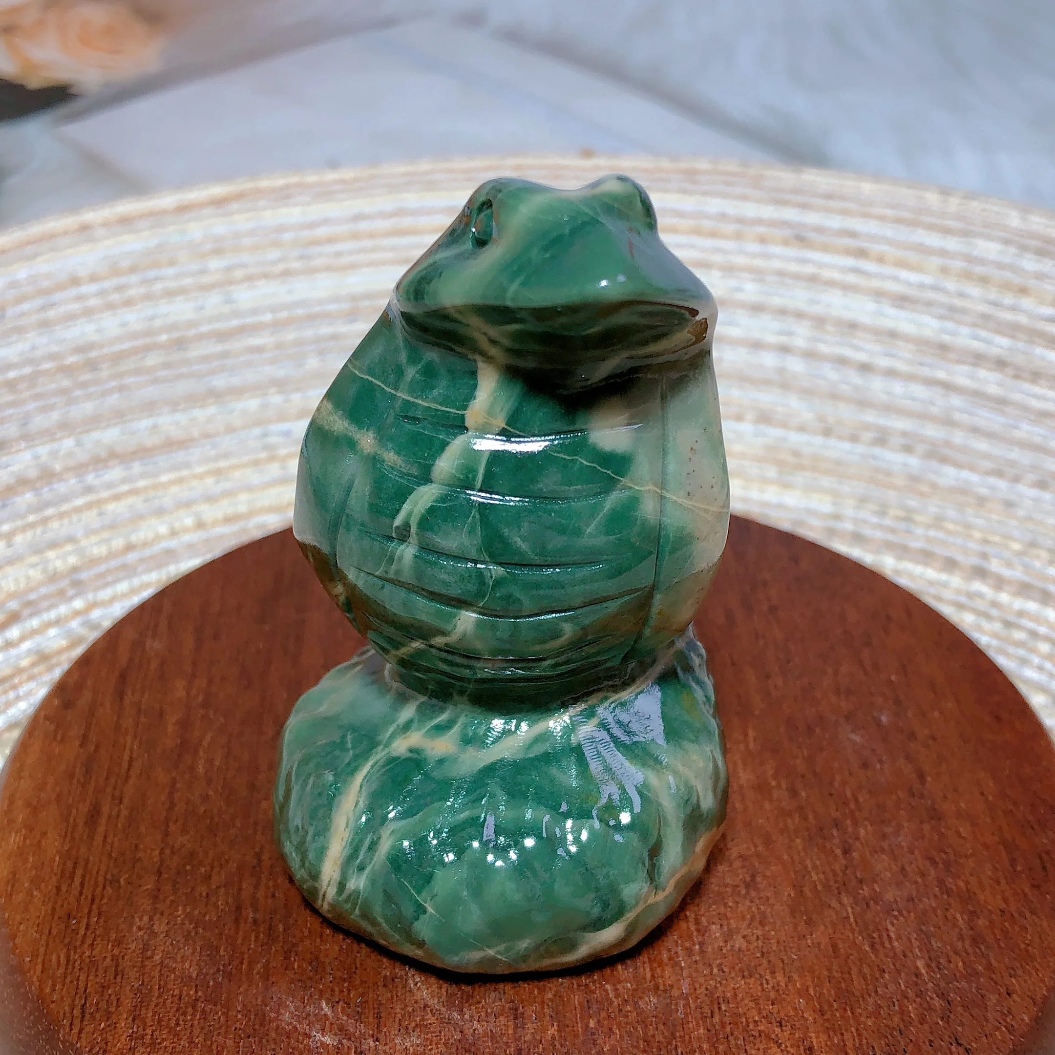 Natural Crystals Green Jade Snake Carving Polished Reiki Healing High Quality Cool Room Decor Energy Birthday Gift
Natural Crystals Green Jade Snake Carving Polished Reiki Healing High Quality Cool Room Decor Energy Birthday Gift
