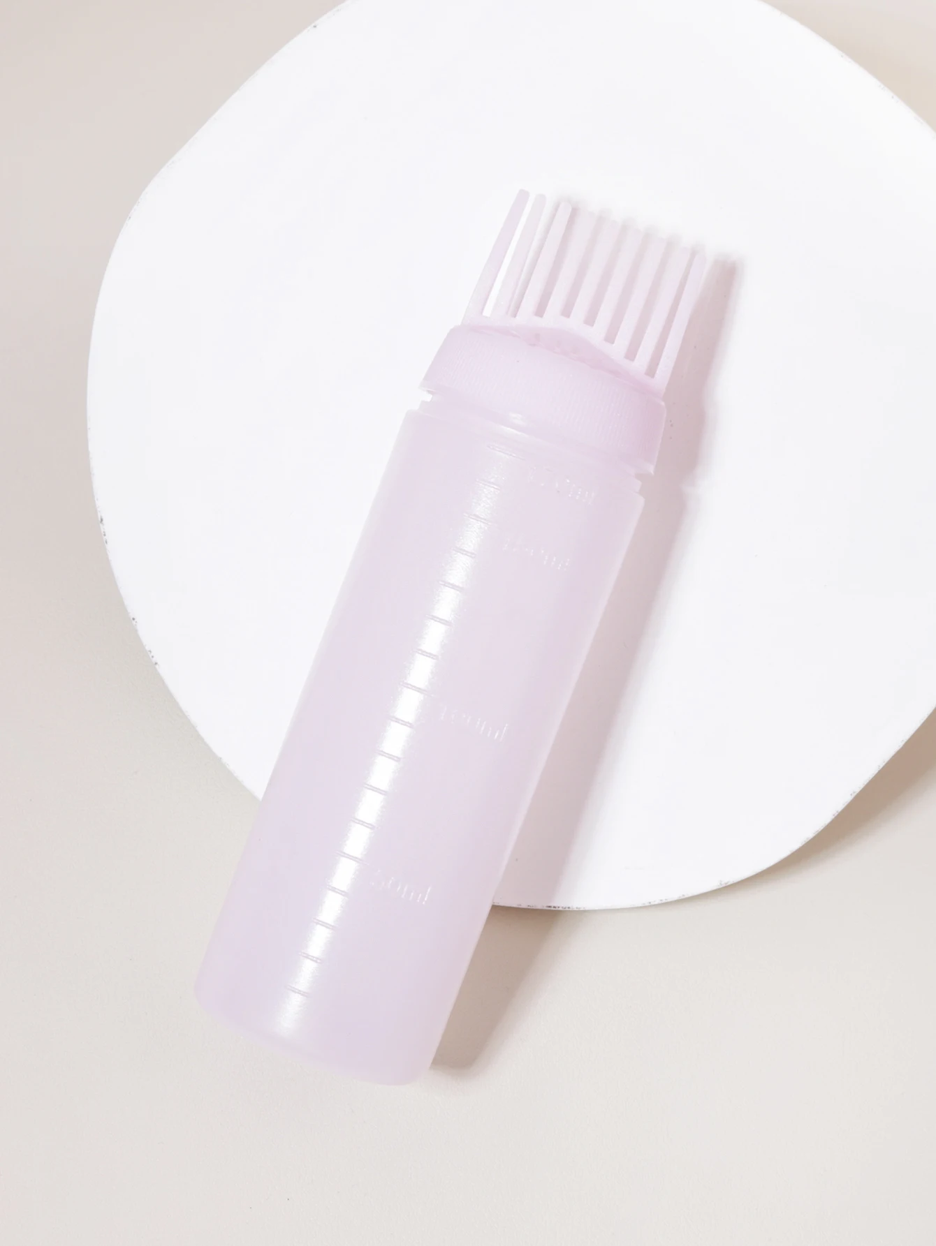 1 шт. аппликатор для корневой расчески, прочная бутылка для шампуня, специально предназначен для домашних парикмахерских салонов. 
1 шт. аппликатор для корневой расчески, прочная бутылка для шампуня, специально предназначен для домашних парикмахерских салонов.