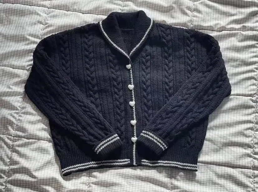 New autumn handmade knitted loose button cardigan with a textured lapel design, women's warm loose knit sweater jacket top
New autumn handmade knitted loose button cardigan with a textured lapel design, women's warm loose knit sweater jacket top