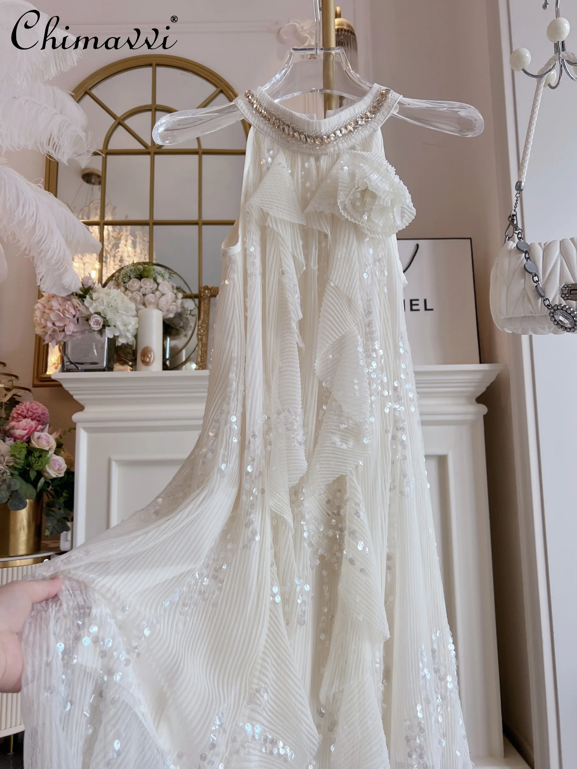 2025 Summer Clothes French Heavy Flower Brooch Neck Chiffon Dress Female Holiday Style Loose Diamond Fairy Dress for Women
2025 Summer Clothes French Heavy Flower Brooch Neck Chiffon Dress Female Holiday Style Loose Diamond Fairy Dress for Women