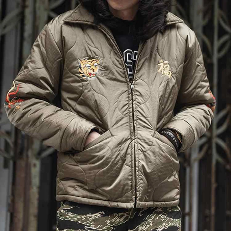 High Quality Hot Selling American Retro Men's Vietnam War Quilted Cotton Jacket Embroidered Coat
High Quality Hot Selling American Retro Men's Vietnam War Quilted Cotton Jacket Embroidered Coat