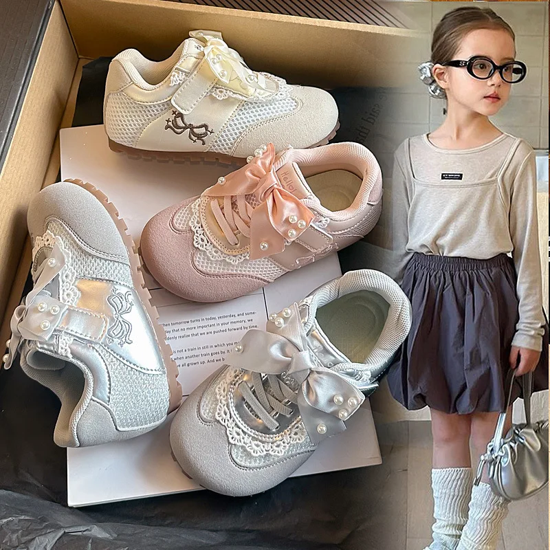 Детские повседневные кроссовки для девочек с милыми бантиками, дышащие, сетчатые, новинка 2026 года, с мягкой подошвой
Детские повседневные кроссовки для девочек с милыми бантиками, дышащие, сетчатые, новинка 2026 года, с мягкой подошвой