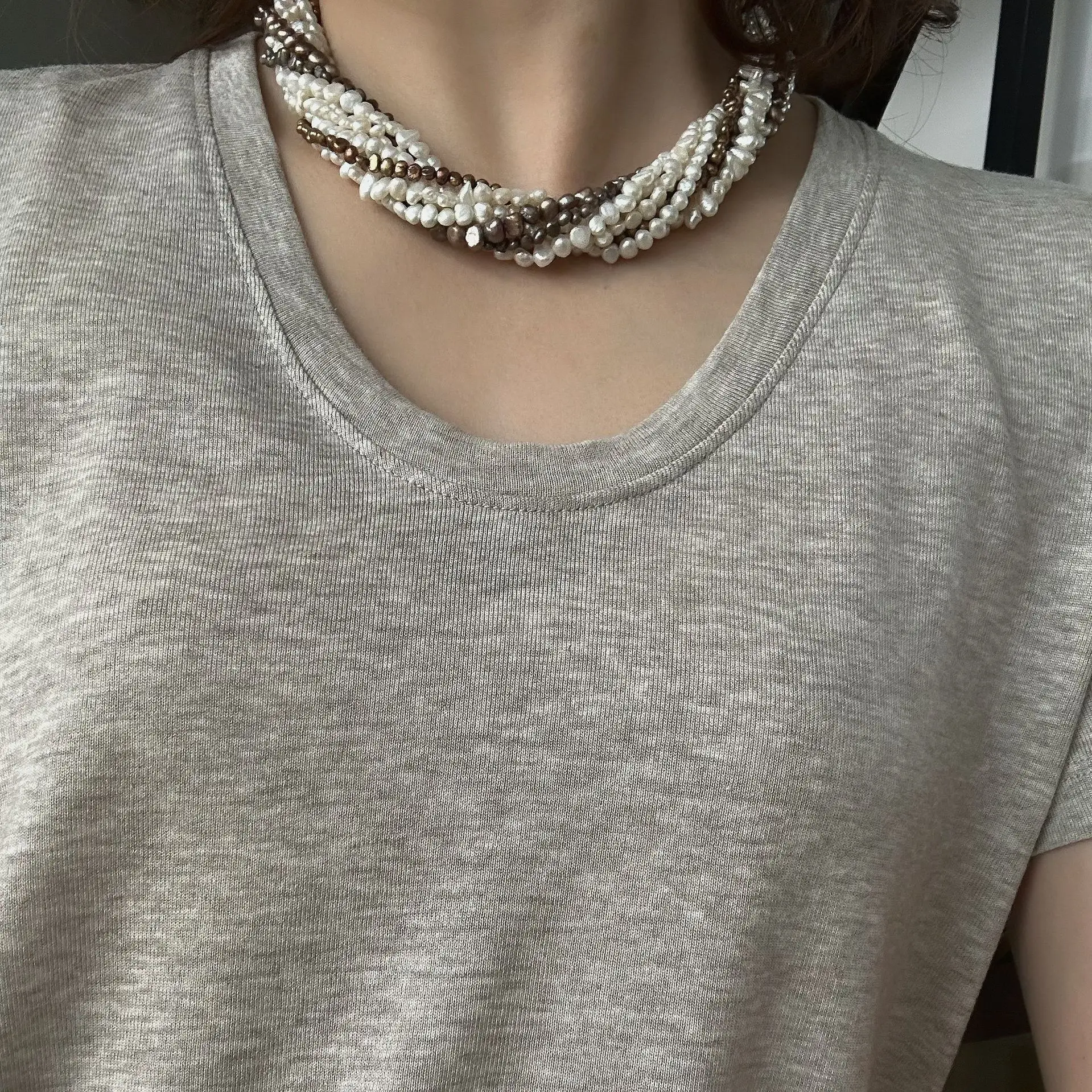 Vintage Natural Baroque Pearl Twist Statement Necklace For Women Jewelry Runway Party T Show Fancy Trendy Boho INS Japan Korea
Vintage Natural Baroque Pearl Twist Statement Necklace For Women Jewelry Runway Party T Show Fancy Trendy Boho INS Japan Korea