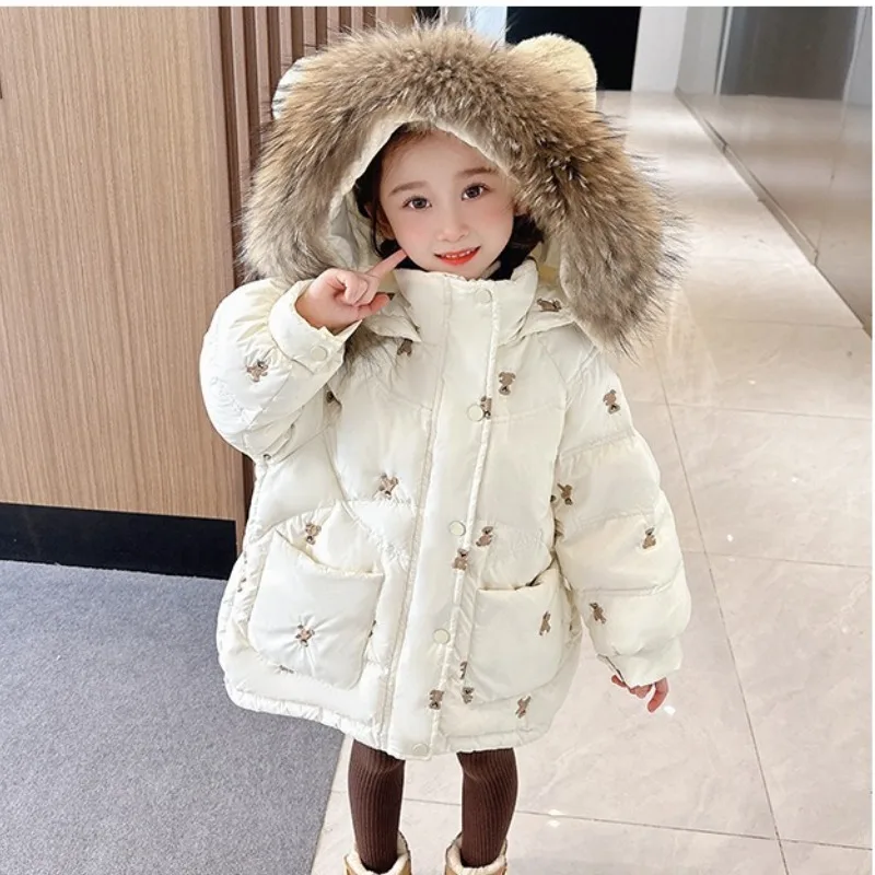 New Girls' Embroidered Down and Cotton Jacket, Medium To Long, with A Thick Winter Fur Collar and A Warm Top for Children
New Girls' Embroidered Down and Cotton Jacket, Medium To Long, with A Thick Winter Fur Collar and A Warm Top for Children