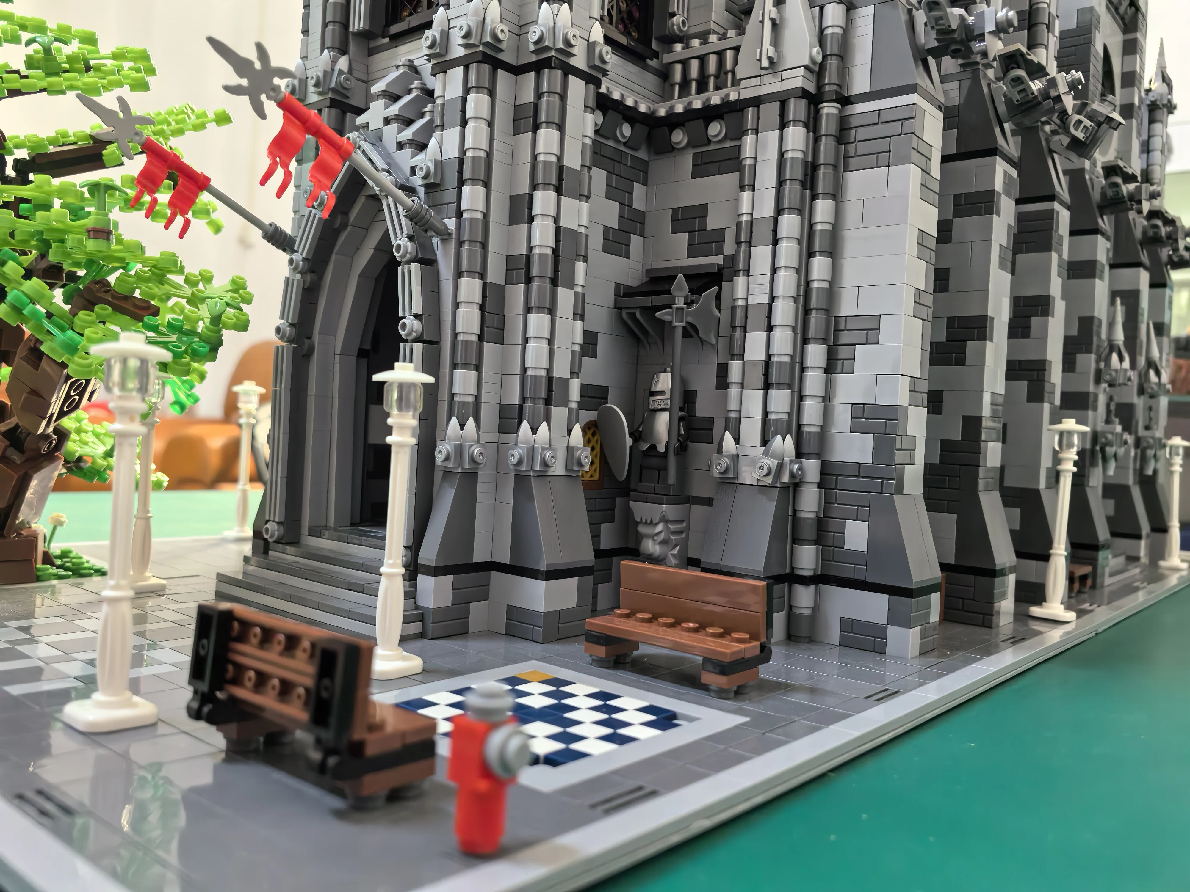 Building block MOC29962 street scene building, cathedral puzzle toy assembly
Building block MOC29962 street scene building, cathedral puzzle toy assembly