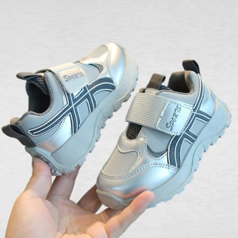 Boys' lightweight soft soled sports shoes spring autumn New children's casual shoes girls' fashionable versatile running shoes
Boys' lightweight soft soled sports shoes spring autumn New children's casual shoes girls' fashionable versatile running shoes