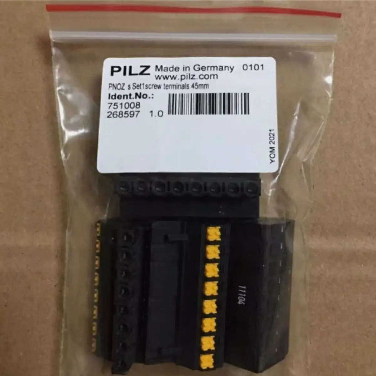 751008 PNOZ s Set1Пружинные клеммы 45мм( 751008 )
751008 PNOZ s Set1Пружинные клеммы 45мм( 751008 )