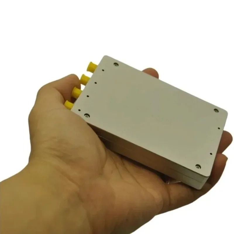 LibreSDR B210mini Software Radio SDR High Bandwidth UHD Compatible with AD9361 Pluto OAI
LibreSDR B210mini Software Radio SDR High Bandwidth UHD Compatible with AD9361 Pluto OAI