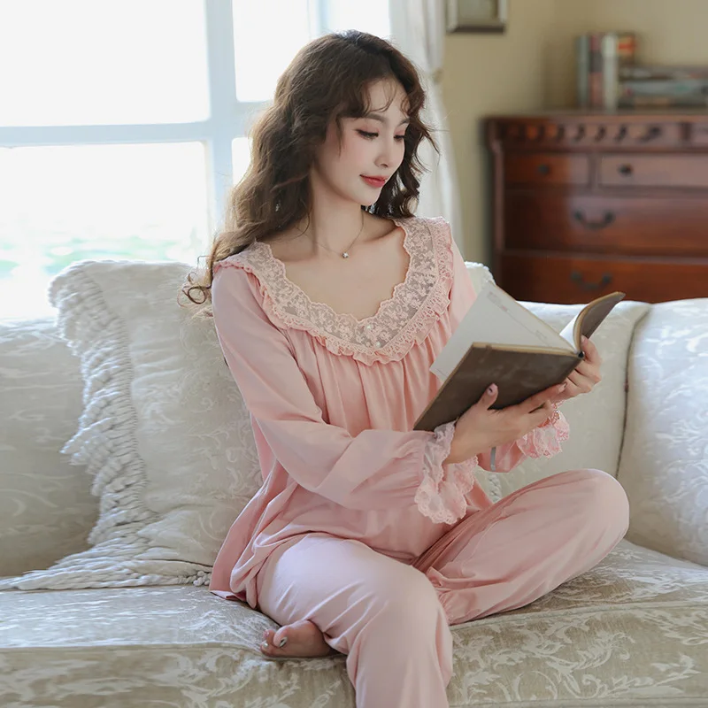 Pajamas Women Autumn Long-Sleeved Trousers Suit Pure Pink Retro Court Style Sweet Cotton Home Wear Sleepwear
Pajamas Women Autumn Long-Sleeved Trousers Suit Pure Pink Retro Court Style Sweet Cotton Home Wear Sleepwear