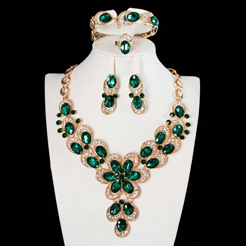 DIY accessories Cross-border e-commerce, European and American exaggerated crystal flower gemstone necklace four-piece jewelry w
DIY accessories Cross-border e-commerce, European and American exaggerated crystal flower gemstone necklace four-piece jewelry w