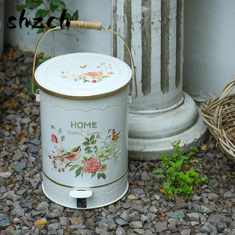 European Style Flower and Bird Garbage Bin Outdoor Garden Trash Cans Large Iron Garbage Basket Foot Pedal with Cover Storage Bin
European Style Flower and Bird Garbage Bin Outdoor Garden Trash Cans Large Iron Garbage Basket Foot Pedal with Cover Storage Bin