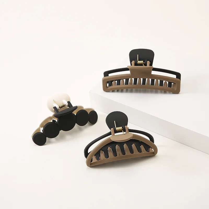 1Pc New Contrast Color Big Hair Claws Elegant Frosted Acrylic Hair Clips Hairpins Barrette for Women Girls Hair Accessori
1Pc New Contrast Color Big Hair Claws Elegant Frosted Acrylic Hair Clips Hairpins Barrette for Women Girls Hair Accessori