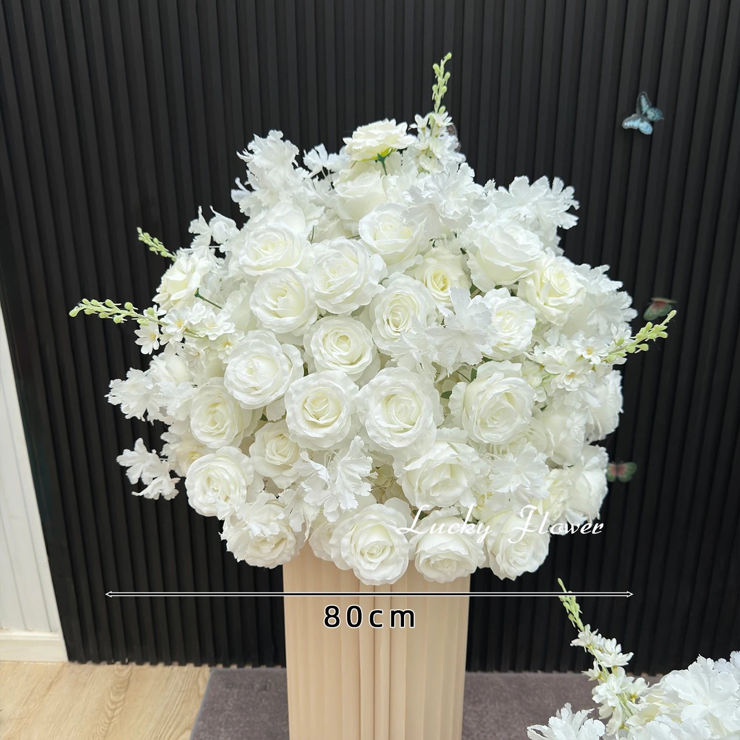 White Cherry Flowers Artificial Flowers Wedding Decoration Roading Lead Flower Ball Party Table Centerpieces Floral Arrangement
White Cherry Flowers Artificial Flowers Wedding Decoration Roading Lead Flower Ball Party Table Centerpieces Floral Arrangement
