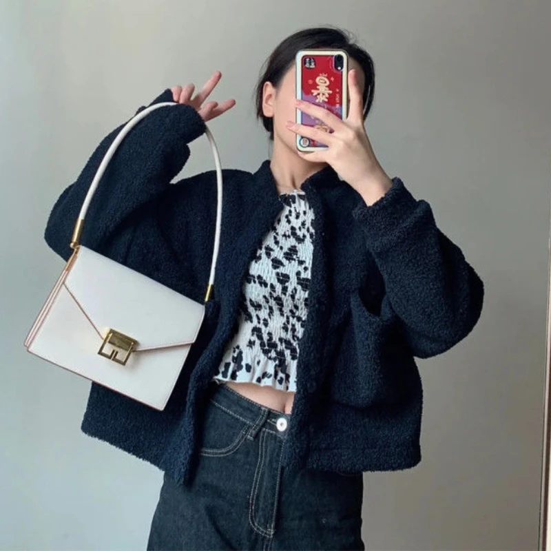 Cropped Jackets Women Thick Winter Loose Cool Streetwear Teens Basic Fashion Casual All-match Lazy College Young Velvet Clothes
Cropped Jackets Women Thick Winter Loose Cool Streetwear Teens Basic Fashion Casual All-match Lazy College Young Velvet Clothes