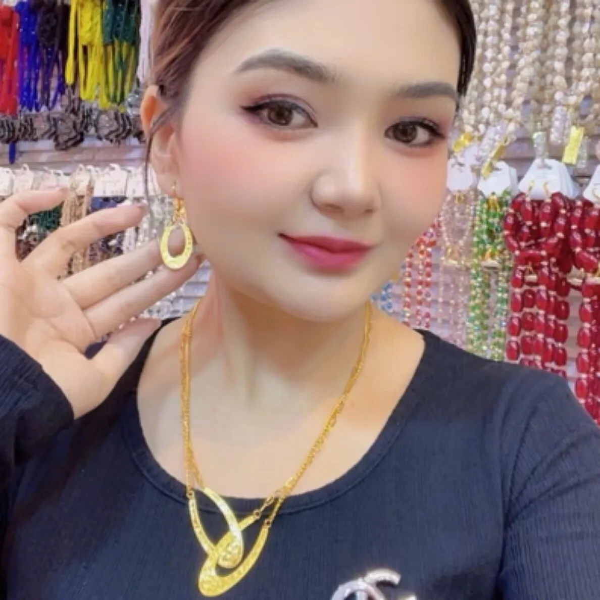 New European Dubai 24K Gold Plated Necklace Earrings as Wedding Party Gift Jewelry Set for Lovers yy10598
New European Dubai 24K Gold Plated Necklace Earrings as Wedding Party Gift Jewelry Set for Lovers yy10598