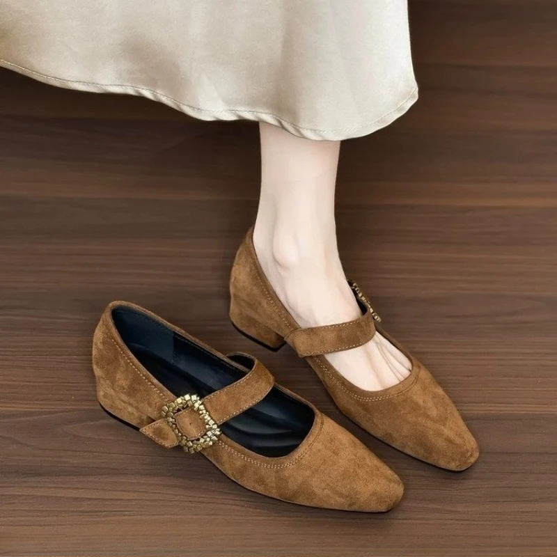French Vintage One Line Buckle Single Shoes Brown Block Heel Square Toe Mary Jane All-match Women's Shoes
French Vintage One Line Buckle Single Shoes Brown Block Heel Square Toe Mary Jane All-match Women's Shoes