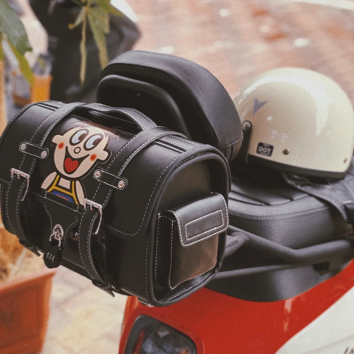 Faionable Versatile Large Capaci Single oulder Bag for Women Casual Commuting Bag Leather Material Cartoon Pattern
Faionable Versatile Large Capaci Single oulder Bag for Women Casual Commuting Bag Leather Material Cartoon Pattern