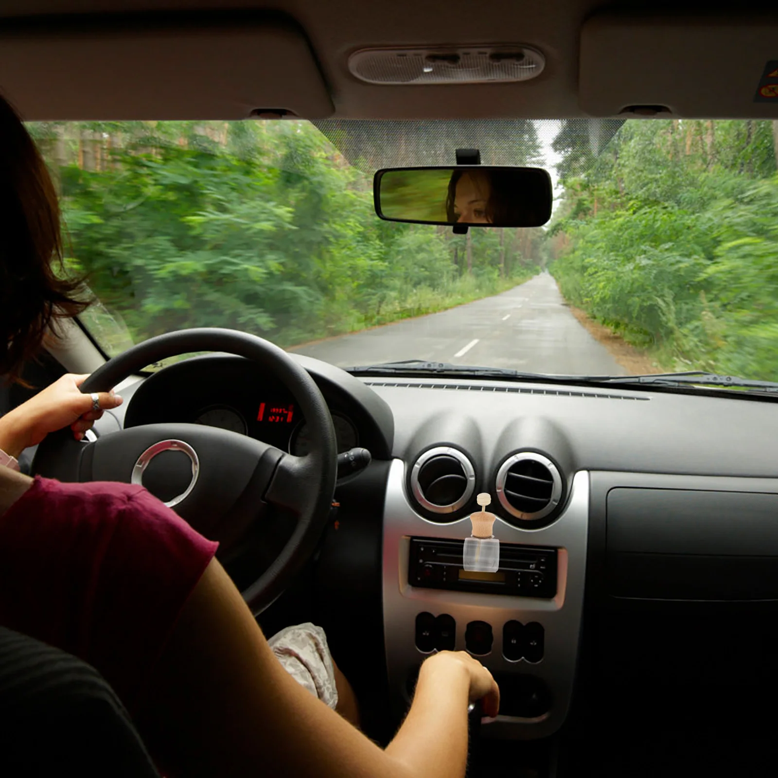 5Pcs Car Essential Oil Bottle Rotatable Wooden Lid Air Vent Aroma Diffuser Perfume Freshener Air Vent Essential Oil Diffuser
5Pcs Car Essential Oil Bottle Rotatable Wooden Lid Air Vent Aroma Diffuser Perfume Freshener Air Vent Essential Oil Diffuser
