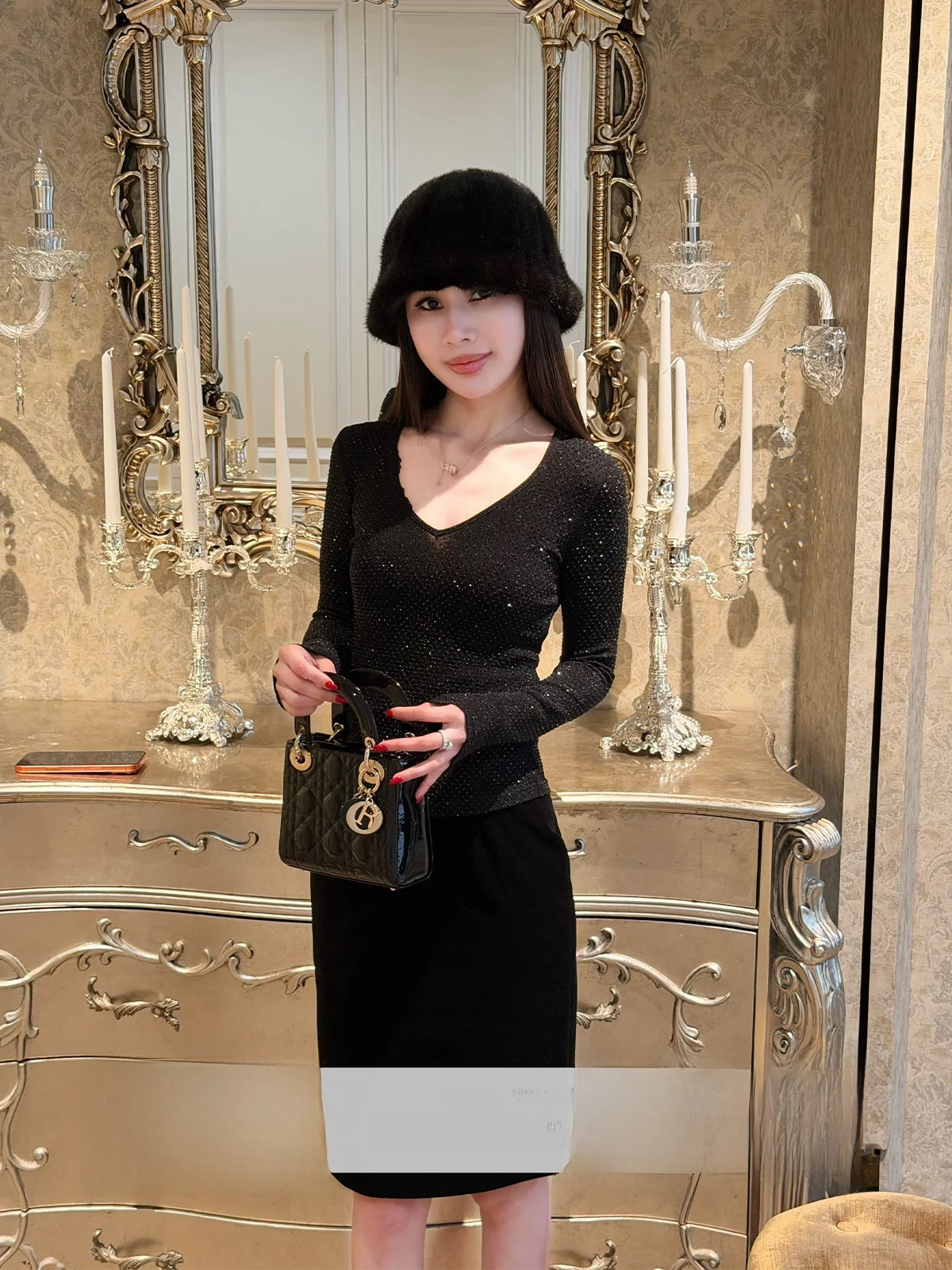 Elegant Shiny Knitwear Women's Inner Wear Base Shirt Soft Nylon Fabric Long Sleeve Warm Pure Color Casual Fashion Winter Season
Elegant Shiny Knitwear Women's Inner Wear Base Shirt Soft Nylon Fabric Long Sleeve Warm Pure Color Casual Fashion Winter Season