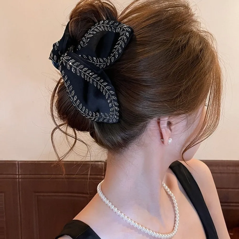 Sparkling Wheat Ear Shark Clip Large Size Multi-hair Capacity Hair Grip Clip Bow Chic Rhinestone Hair Clip Hair Accessories
Sparkling Wheat Ear Shark Clip Large Size Multi-hair Capacity Hair Grip Clip Bow Chic Rhinestone Hair Clip Hair Accessories