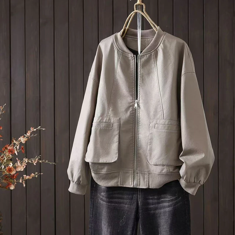 Women Long Sleeve Casual Coats New 2025 Autumn Simple Style Stand Collar Solid Color PU Leather Female Basics Jackets T734
Women Long Sleeve Casual Coats New 2025 Autumn Simple Style Stand Collar Solid Color PU Leather Female Basics Jackets T734