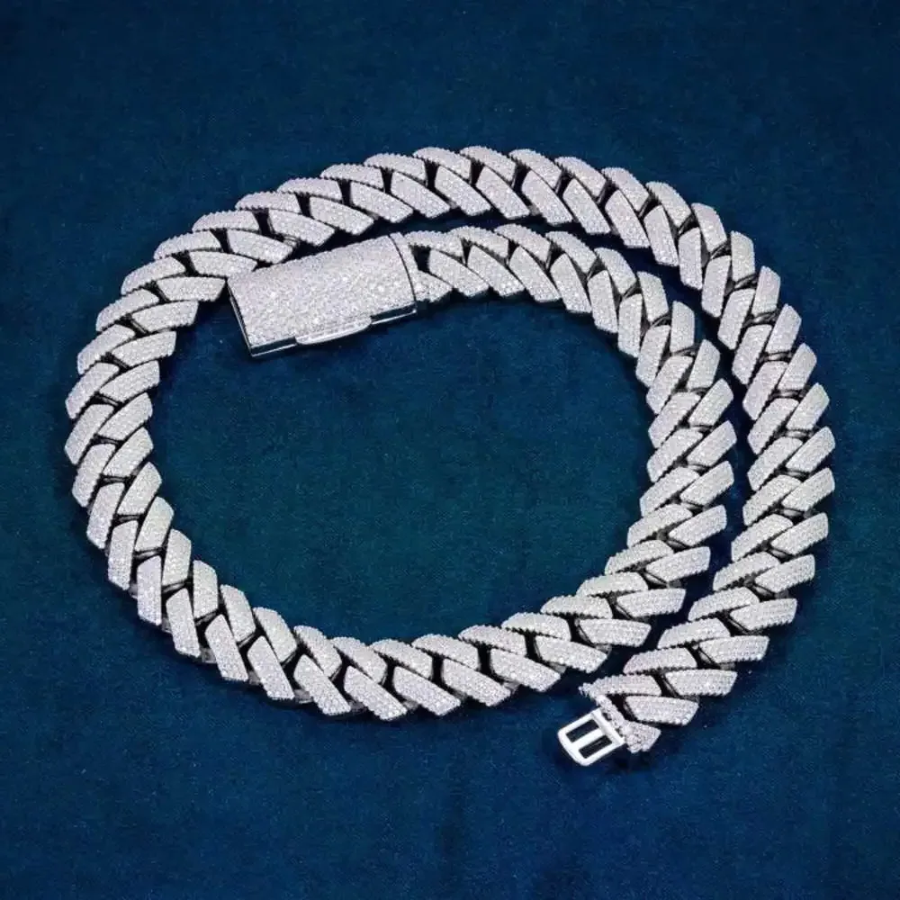 Custom Iced Out High Quality 925 Sterling Silver 4-row Moissanite Cuban Link Chain
Custom Iced Out High Quality 925 Sterling Silver 4-row Moissanite Cuban Link Chain
