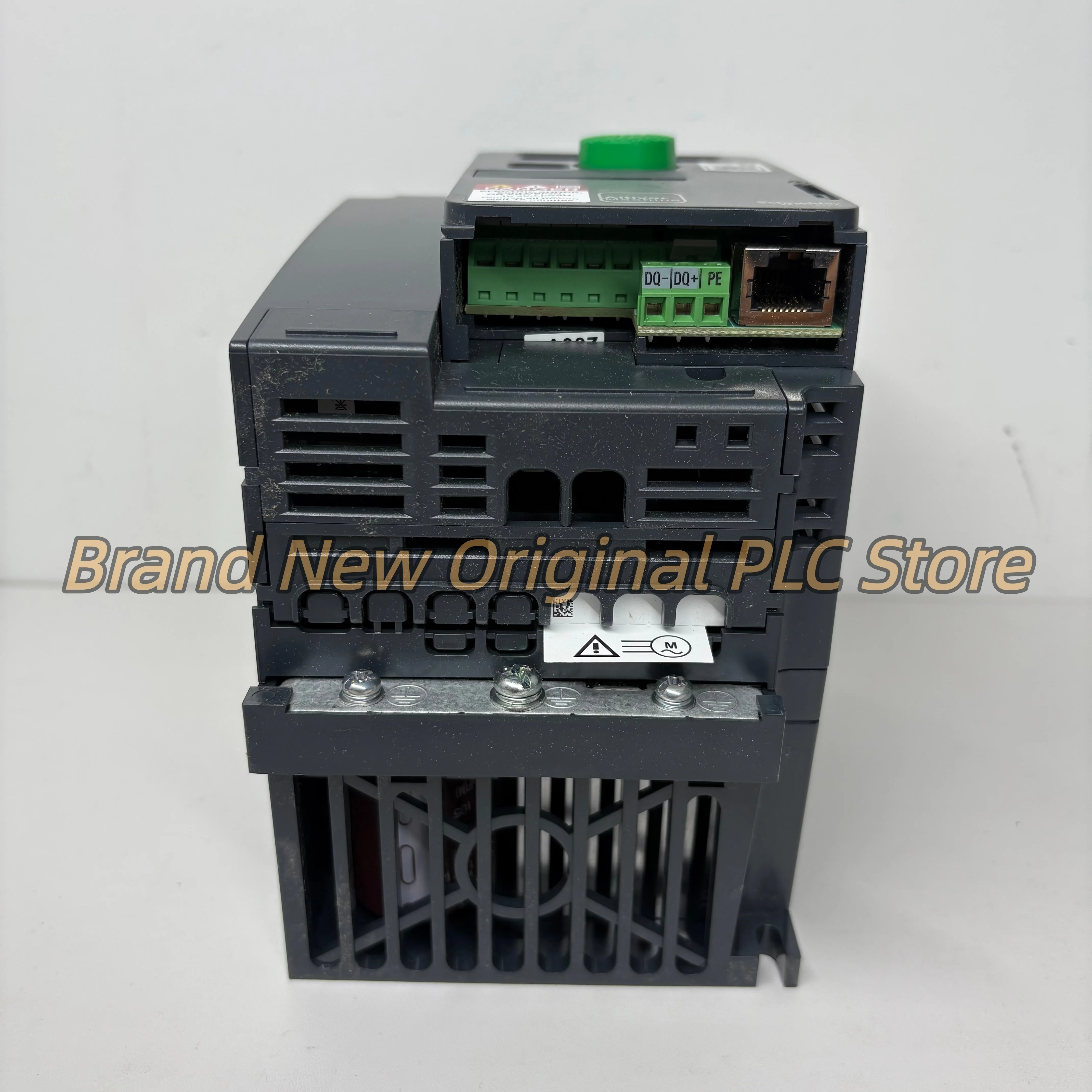ATV320U22M2C new frequency converter in box
ATV320U22M2C new frequency converter in box
