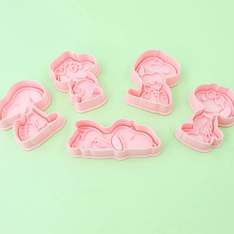 Hot Anime Snoopys Series Cute Cookie Mold Cartoon Character Creativity Three-dimensional Pressing Mold Household Baking Tools
Hot Anime Snoopys Series Cute Cookie Mold Cartoon Character Creativity Three-dimensional Pressing Mold Household Baking Tools