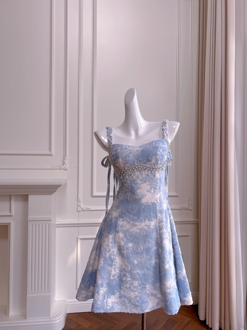 Early Spring Blue Tie Dye Bell Bot Pendant Denim Cotail Dres for Ladies with High Waist And Svel Cotton Girt Dr...
Early Spring Blue Tie Dye Bell Bot Pendant Denim Cotail Dres for Ladies with High Waist And Svel Cotton Girt Dr...