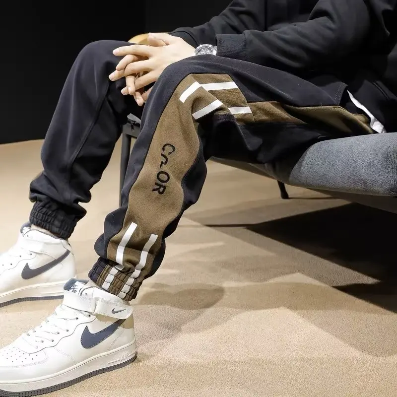 Мужские хлопковые рабочие брюки, весна-лето, свободные повседневные брюки, износостойкие лоскутные брюки с манжетами, универсальные, удобные для отдыха...
Мужские хлопковые рабочие брюки, весна-лето, свободные повседневные брюки, износостойкие лоскутные брюки с манжетами, универсальные, удобные для отдыха...