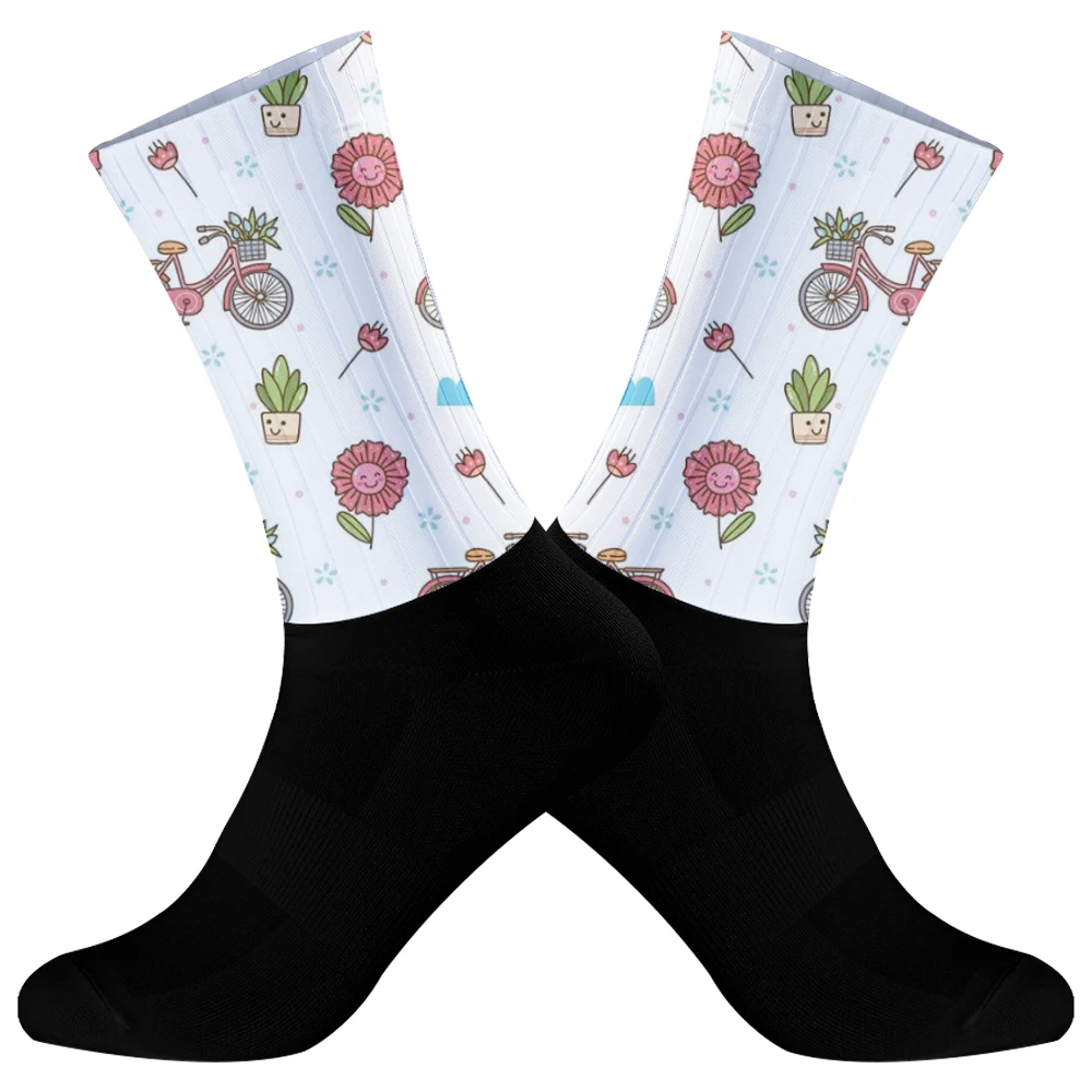 2025 New Silicone Summer Cycling Socks Football Riding Bicycle Cycling profession Socks comfort Highway cycling sports socks
2025 New Silicone Summer Cycling Socks Football Riding Bicycle Cycling profession Socks comfort Highway cycling sports socks