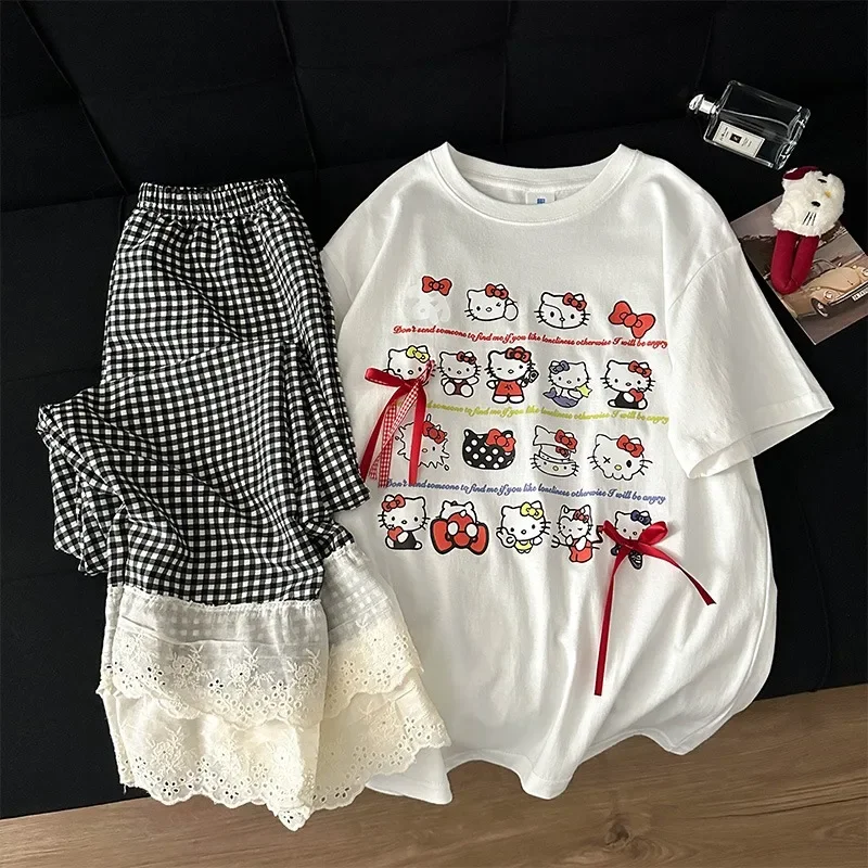 Summer new Hello Kitty women's pajamas gray two-piece set of short-sleeved trousers sweet Hello Kitty cotton loungewear
Summer new Hello Kitty women's pajamas gray two-piece set of short-sleeved trousers sweet Hello Kitty cotton loungewear