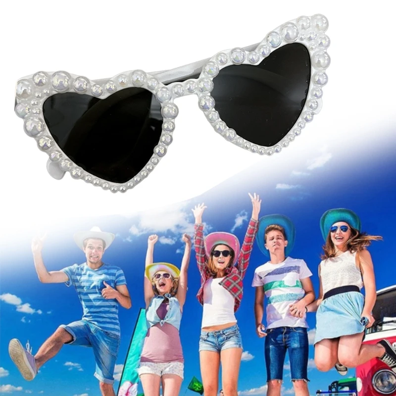 White Heart Frame Sunglasses for Teenagers Girls Party Pearl Frame Lens Funny Style Trendy Fashion Summer Decorations
White Heart Frame Sunglasses for Teenagers Girls Party Pearl Frame Lens Funny Style Trendy Fashion Summer Decorations