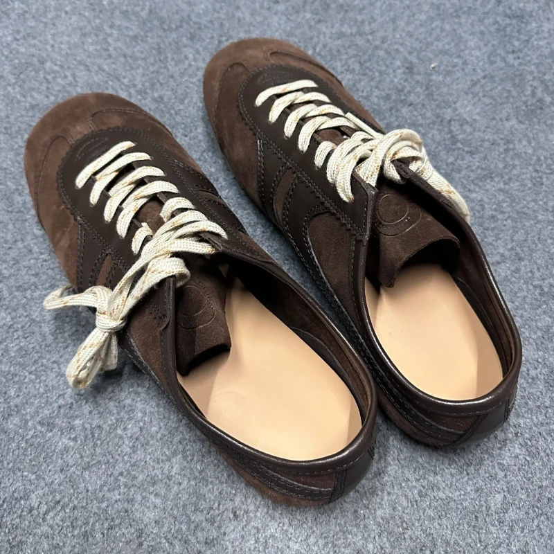 Sneakers Leather Forrest Gump Shoes Women Casual 2025High quality Retro Lace-up German Training Flat Shoes Women
Sneakers Leather Forrest Gump Shoes Women Casual 2025High quality Retro Lace-up German Training Flat Shoes Women