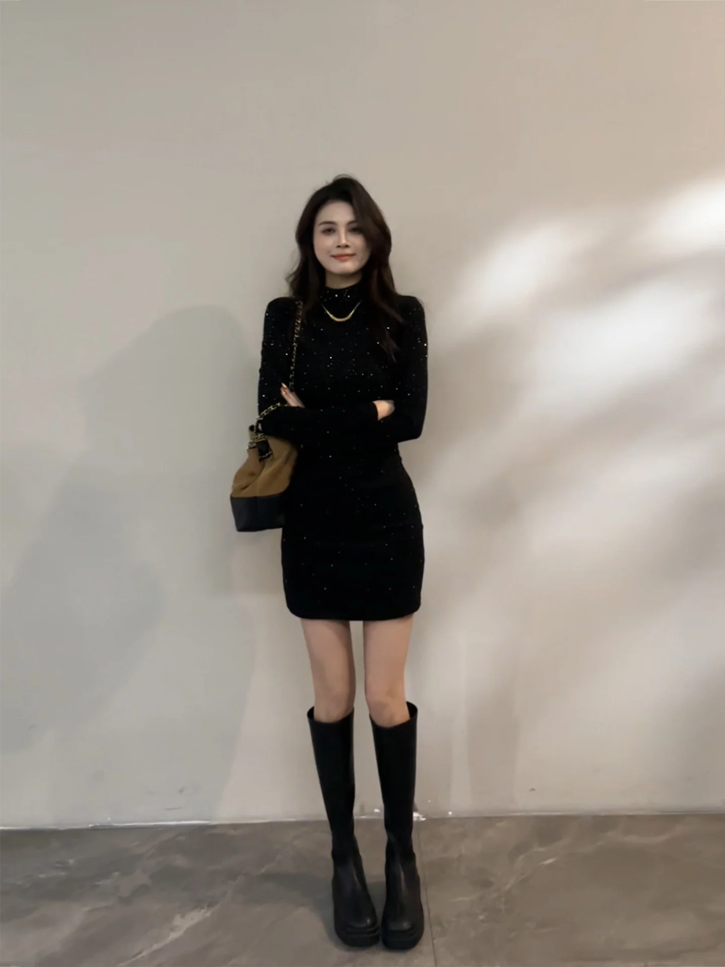 Elegant Long Sleeve Short Dress Shaping Fashionable Autumn Winter Waist-Cinching Skirt by Daye Tingting DT1890 Ladies Dress
Elegant Long Sleeve Short Dress Shaping Fashionable Autumn Winter Waist-Cinching Skirt by Daye Tingting DT1890 Ladies Dress
