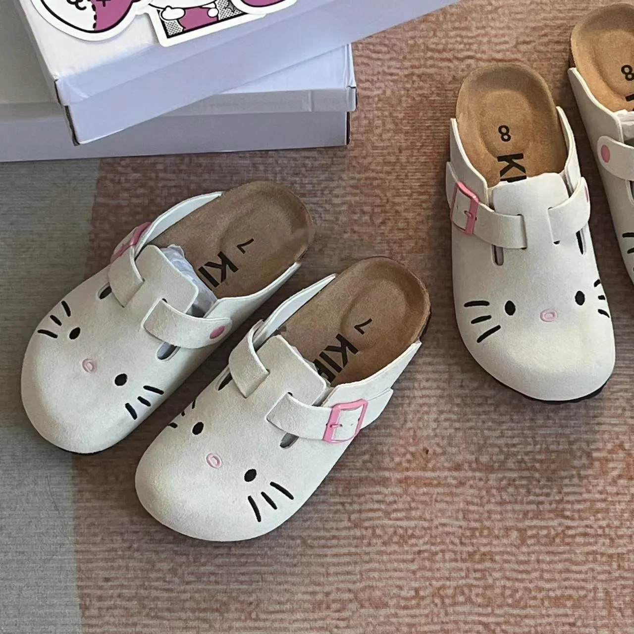 Sanrio Hello Kitty Cute Anime Slippers Summer Female Thick Sole Flat Shoes Sweet Cartoon Outdoor Anti Slip Slippers Girl Gift
Sanrio Hello Kitty Cute Anime Slippers Summer Female Thick Sole Flat Shoes Sweet Cartoon Outdoor Anti Slip Slippers Girl Gift