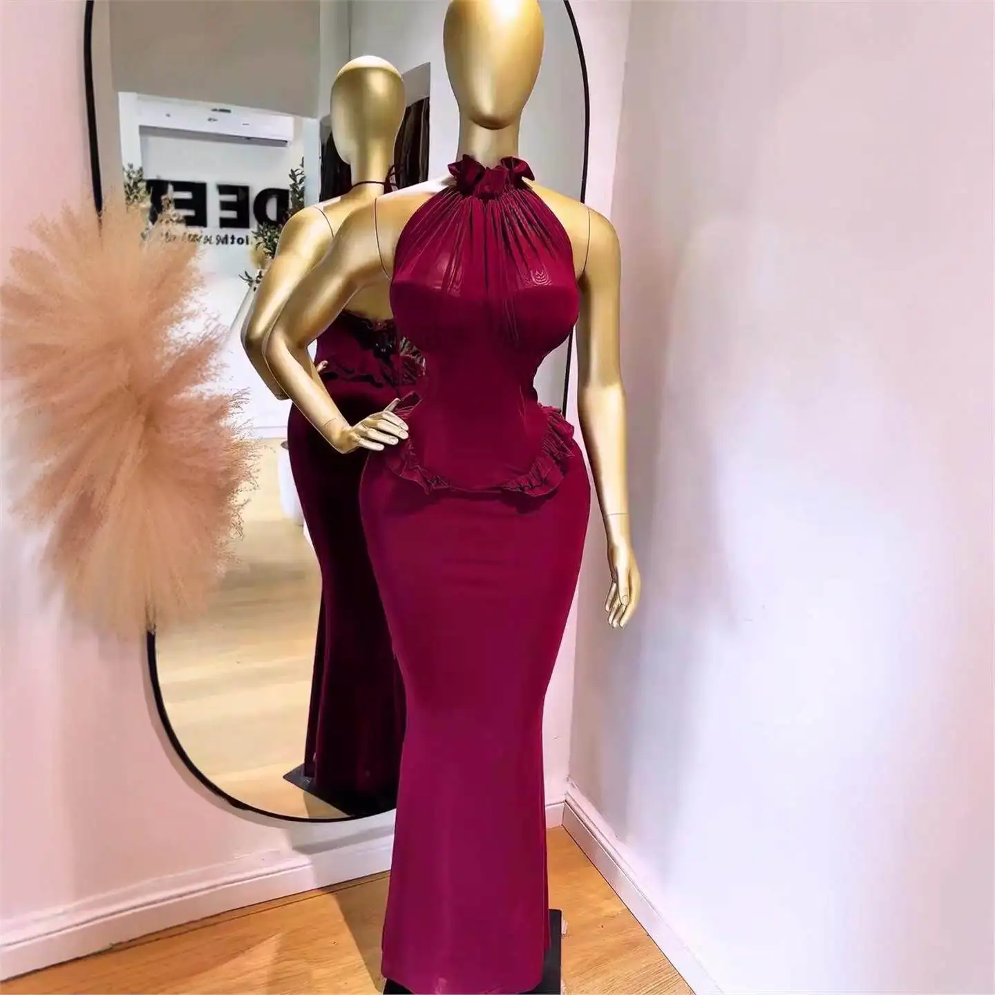 Autumn Winter Long Sleeveless Neck Hanging Waist Cinching Slimming Evening Dress New Style 2025 Cross-Border Women's Dress
Autumn Winter Long Sleeveless Neck Hanging Waist Cinching Slimming Evening Dress New Style 2025 Cross-Border Women's Dress