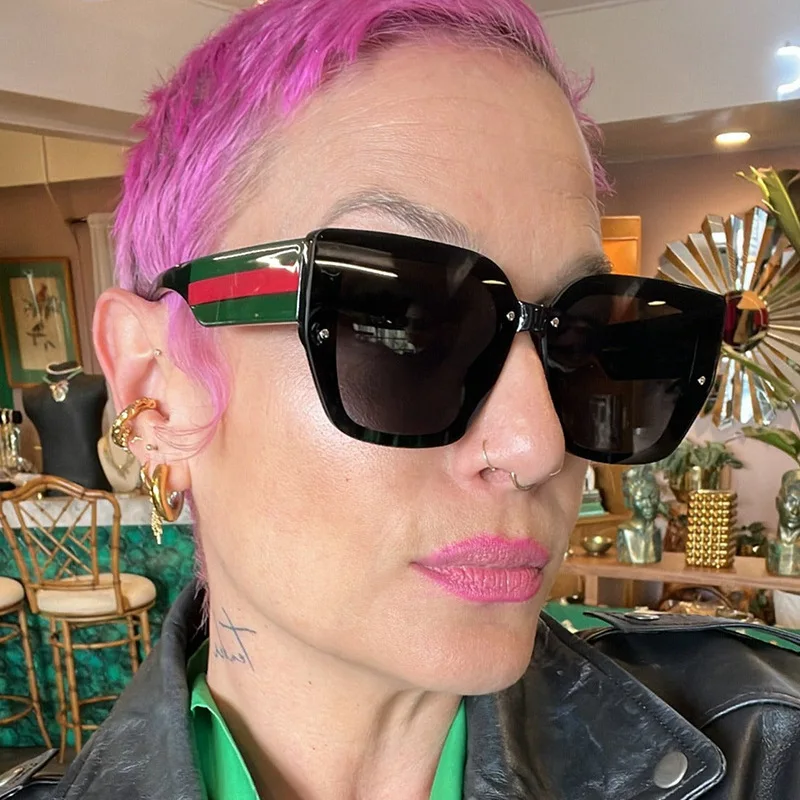 Oversized Cateye Sunglasses Women's Fashion Designer Sun Glasses Trendy Driving Sun Glasses Ladies UV Protective Sunnies Shades
Oversized Cateye Sunglasses Women's Fashion Designer Sun Glasses Trendy Driving Sun Glasses Ladies UV Protective Sunnies Shades