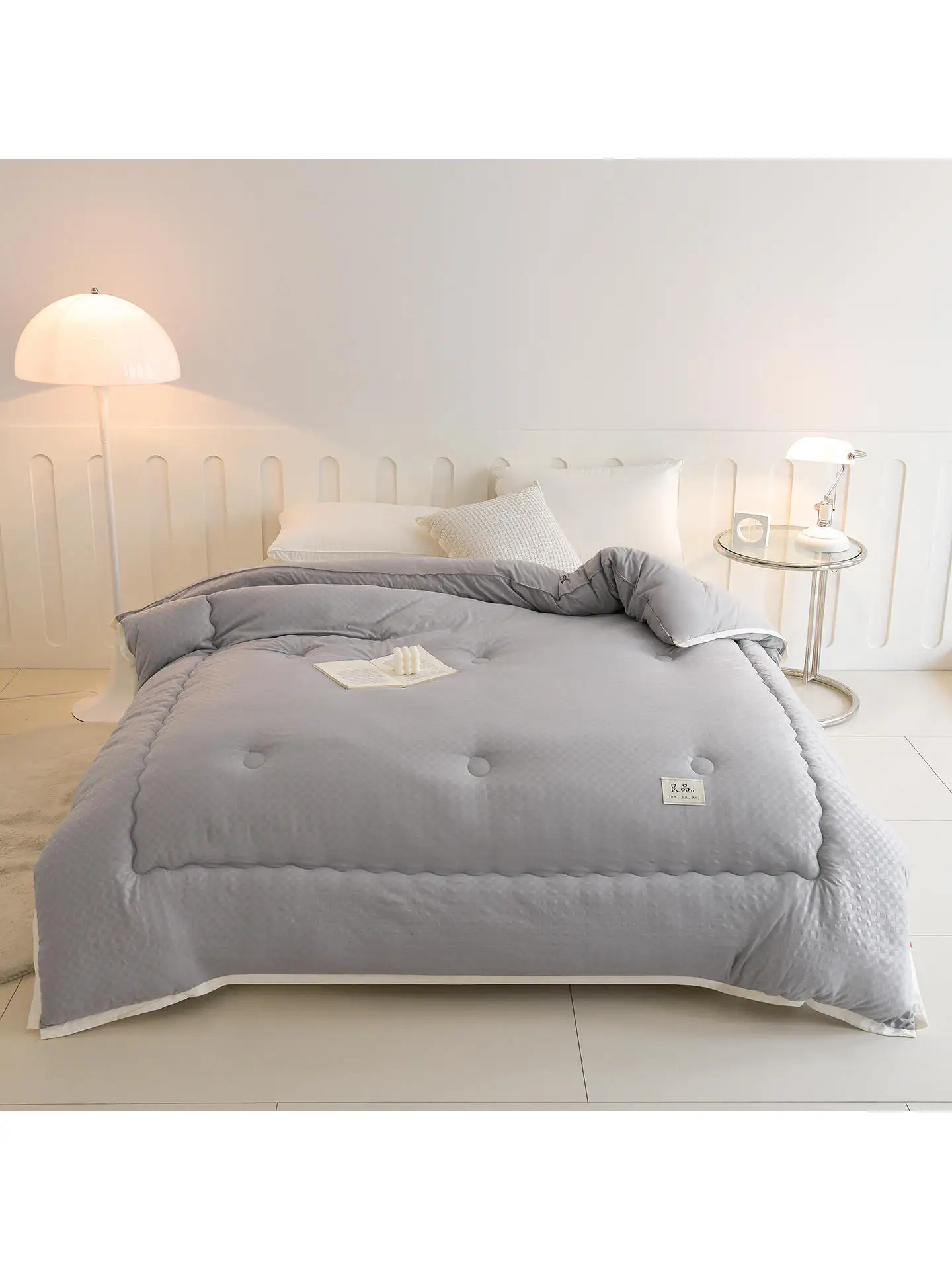 A-Class Waed Cotton Soybean Blanket Single Double Size Student Spring Autumn Air Conditioner Blanket Thi Warm Winter Quilt
A-Class Waed Cotton Soybean Blanket Single Double Size Student Spring Autumn Air Conditioner Blanket Thi Warm Winter Quilt