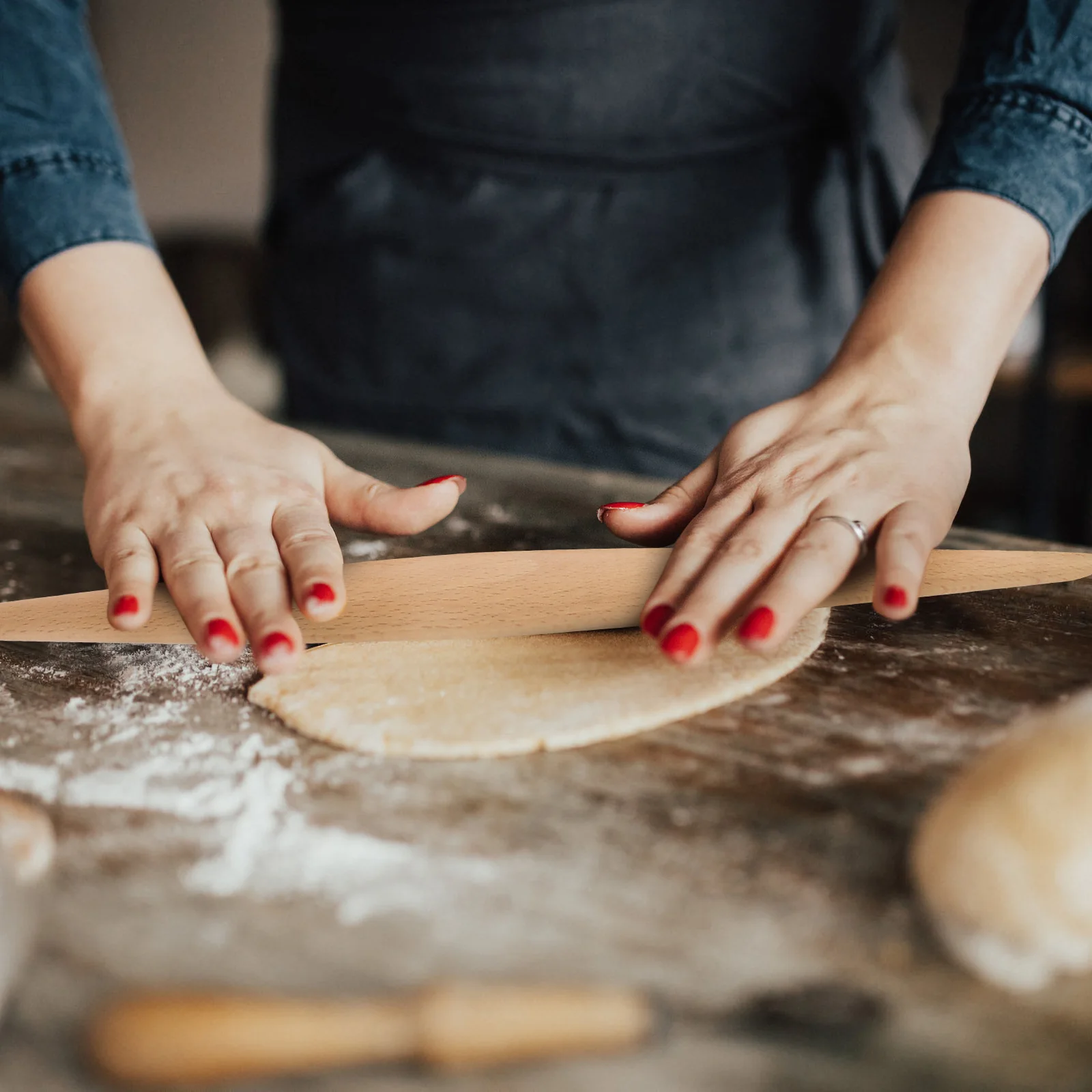 Sturdy Wooden Rolling Pin Dough Pastry Roller Kitchen Utensil for Professionals and Home Bakers Ideal for Desserts
Sturdy Wooden Rolling Pin Dough Pastry Roller Kitchen Utensil for Professionals and Home Bakers Ideal for Desserts
