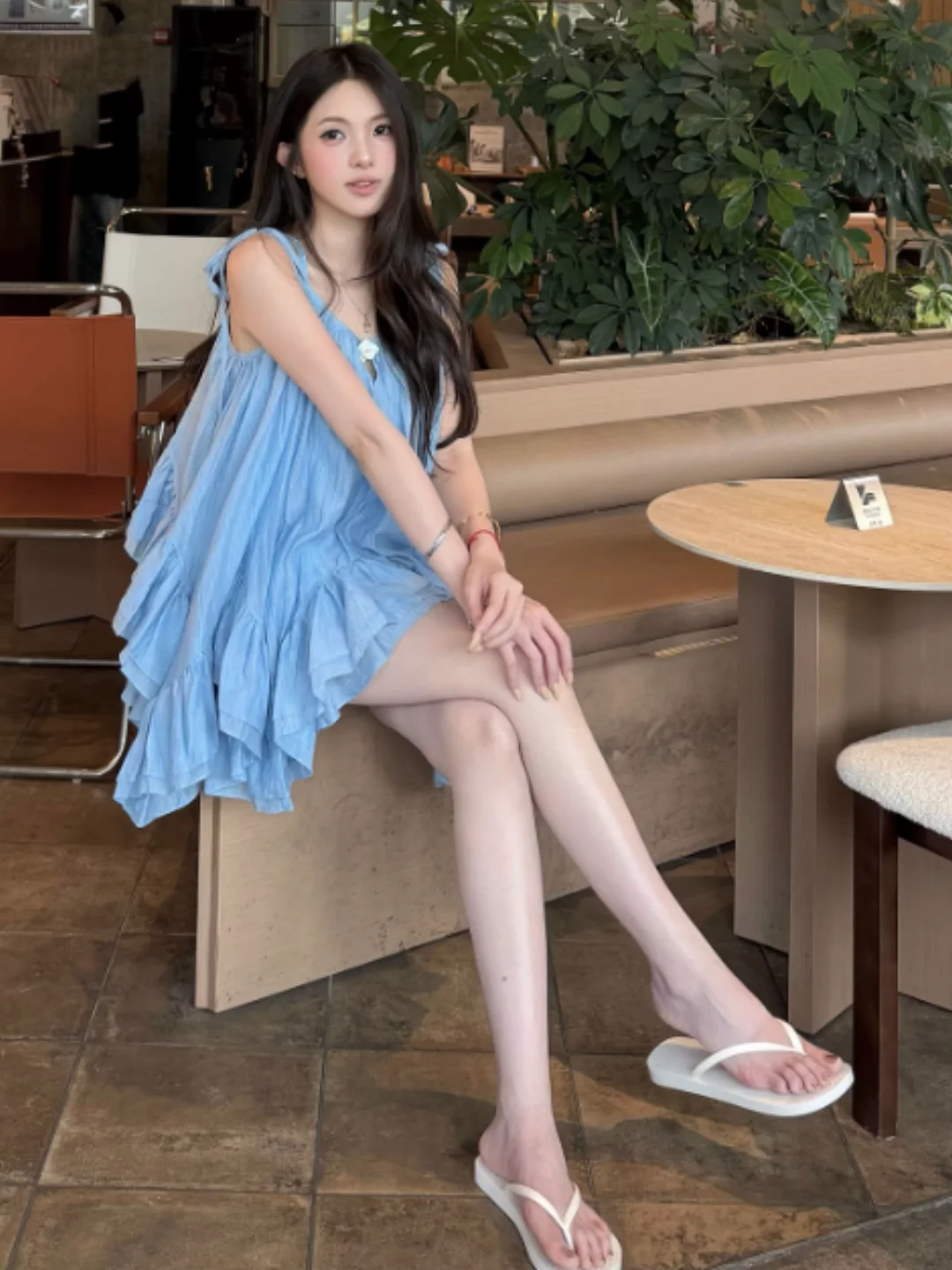 Unique Stylish Summer Outfit Set with Halter Top And Skirt Two-Piece Ensemble Comfortable Breathable Cotton Material
Unique Stylish Summer Outfit Set with Halter Top And Skirt Two-Piece Ensemble Comfortable Breathable Cotton Material