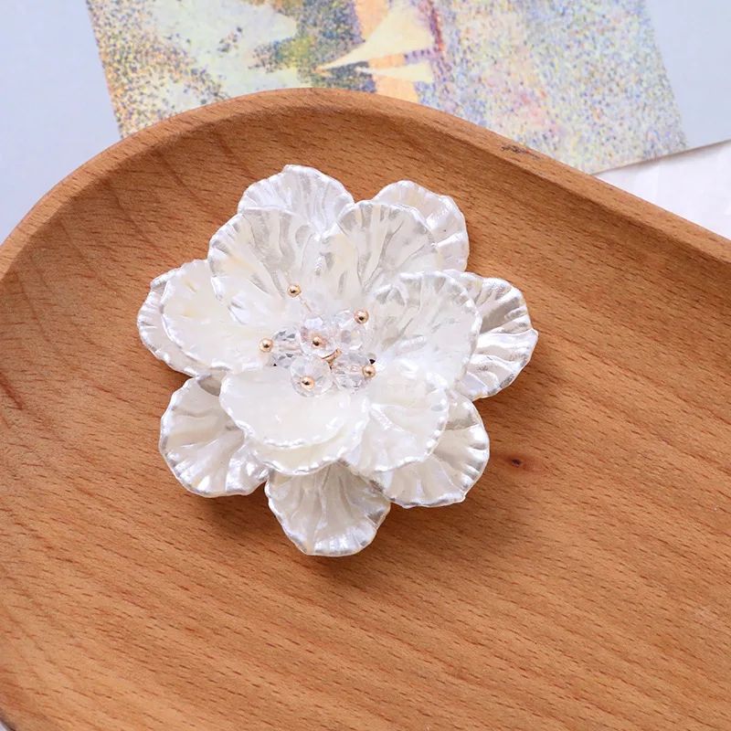 Handmade Shell Decoration Sew in Diy Clothing Accessories 3D Flower Patch for Hair clip Wrist Brooches Hat Bridal Dress Veil
Handmade Shell Decoration Sew in Diy Clothing Accessories 3D Flower Patch for Hair clip Wrist Brooches Hat Bridal Dress Veil