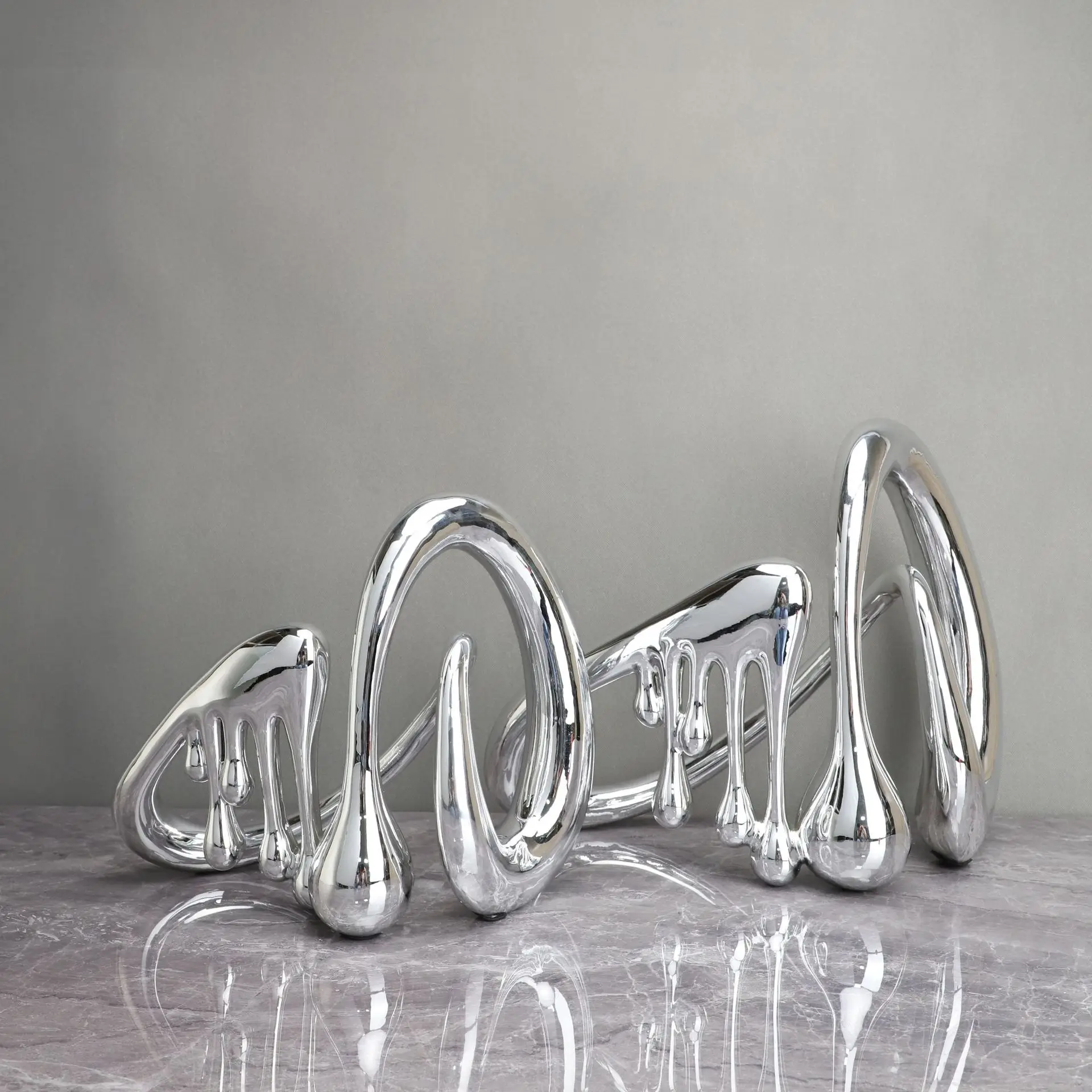 European Electroplating Note Decoration Study Living Room Desktop Crafts Decoration Resin Gold Silver Sculpture Home Decoration
European Electroplating Note Decoration Study Living Room Desktop Crafts Decoration Resin Gold Silver Sculpture Home Decoration
