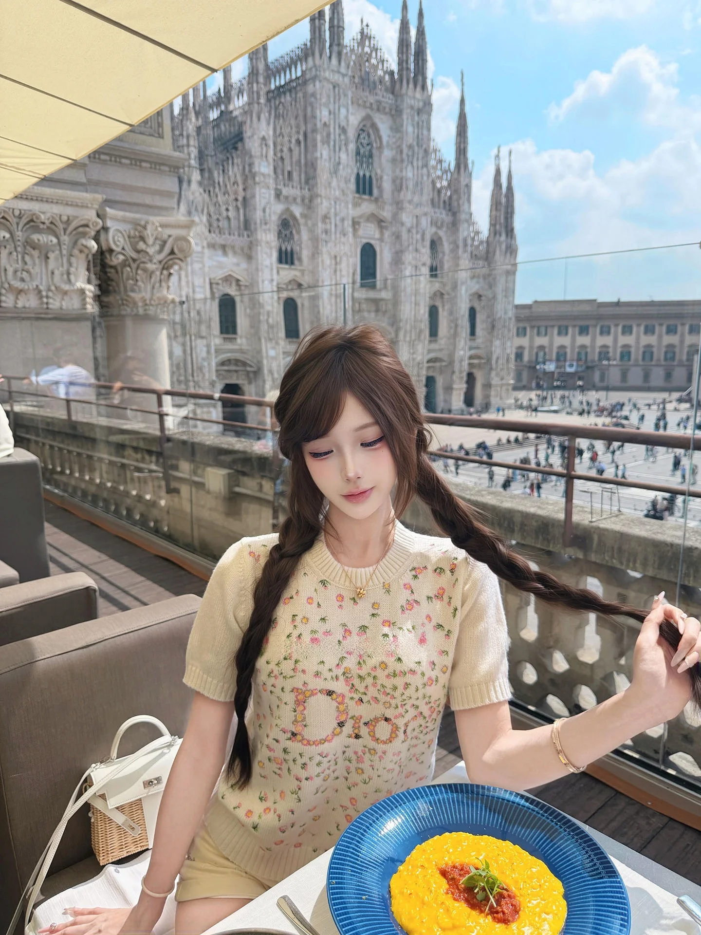 Seoul High-End Spring Summer Embroidered Letter Heavyweight Knit Short Sleeve round Neck T-Shirt Women's Slim Fit round Neck
Seoul High-End Spring Summer Embroidered Letter Heavyweight Knit Short Sleeve round Neck T-Shirt Women's Slim Fit round Neck